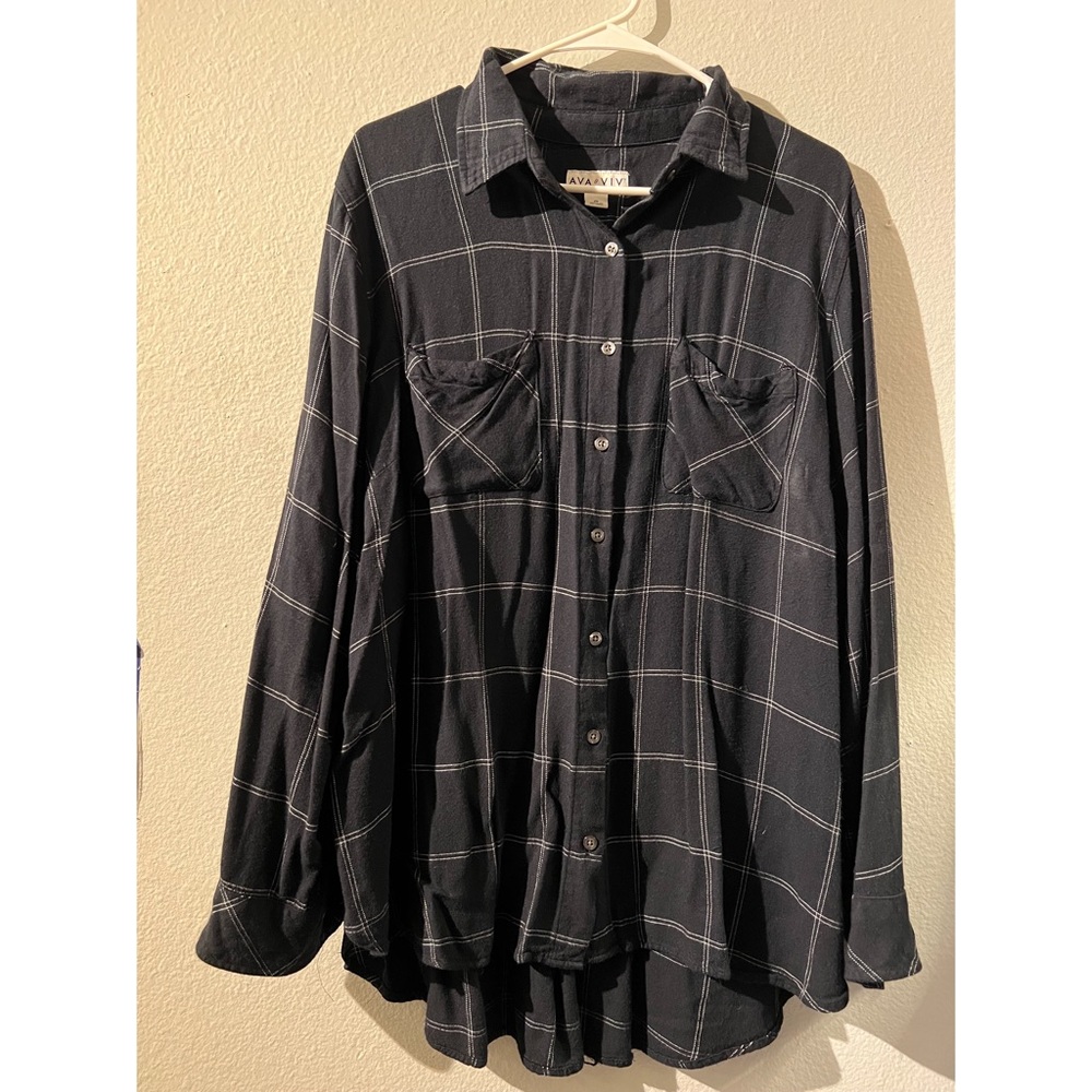 ‼️PRE-OWNED‼️ Women’s button down shirt